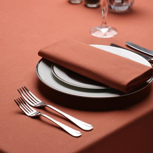 White Signature Tablecloths