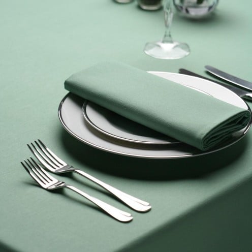 White Signature Tablecloths