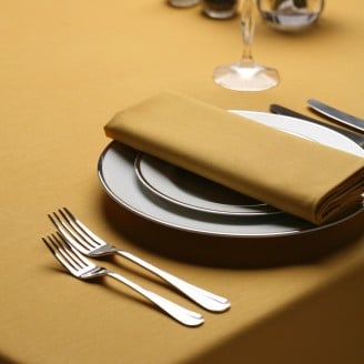 White Signature Tablecloths