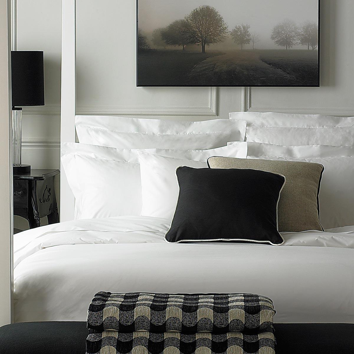 How to make your Hotel Bedroom perfect!