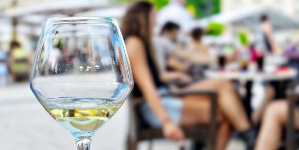 Elevate your Al Fresco Dining Experience
